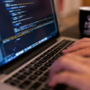 stipendio medio programmatore francia